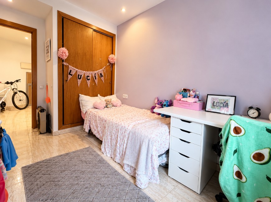 pisos en girona · calle-narcis-monturiol-sta-euge-17005 249000€