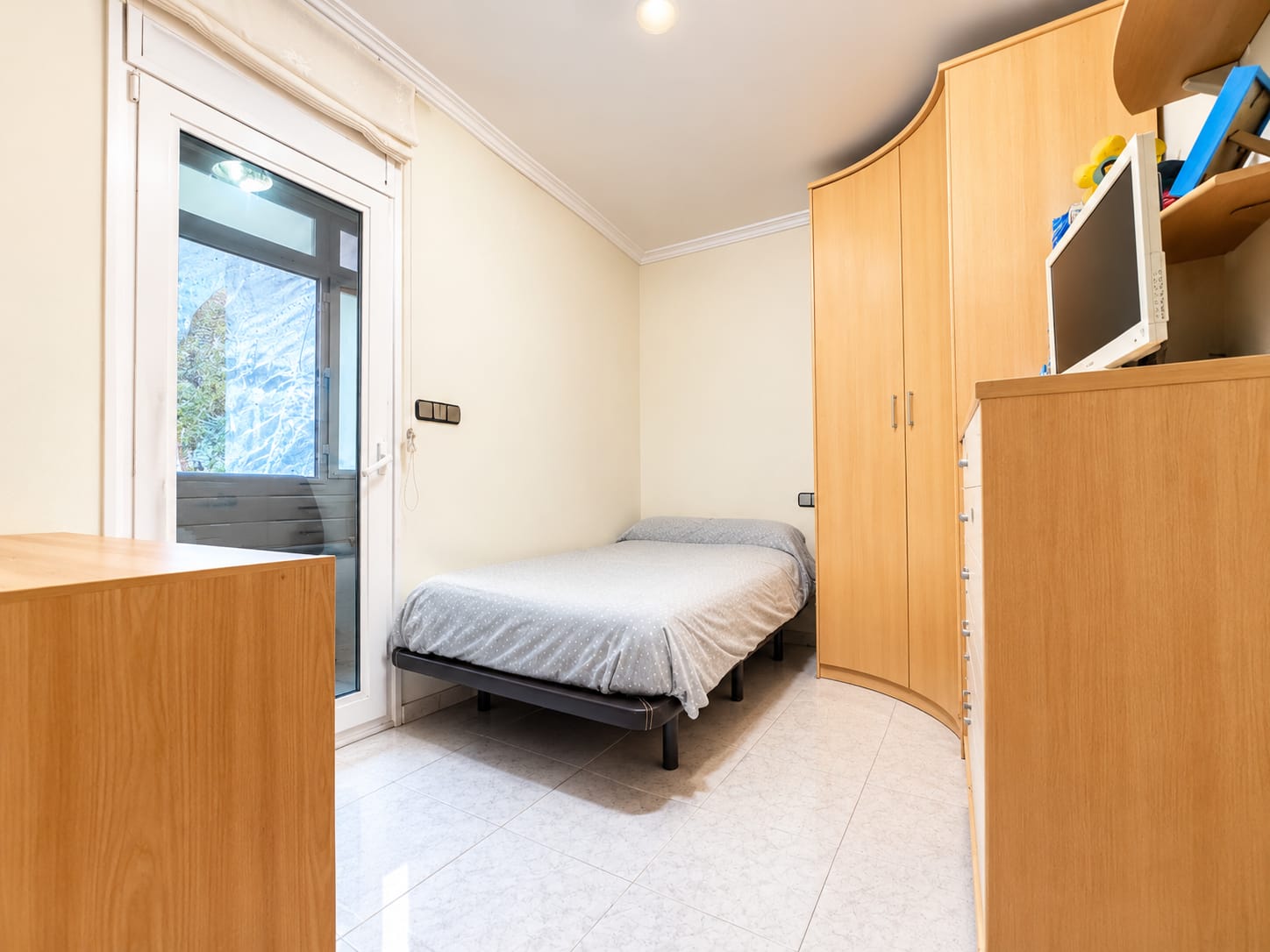 pisos en girona · carrer-orient-17006 176000€