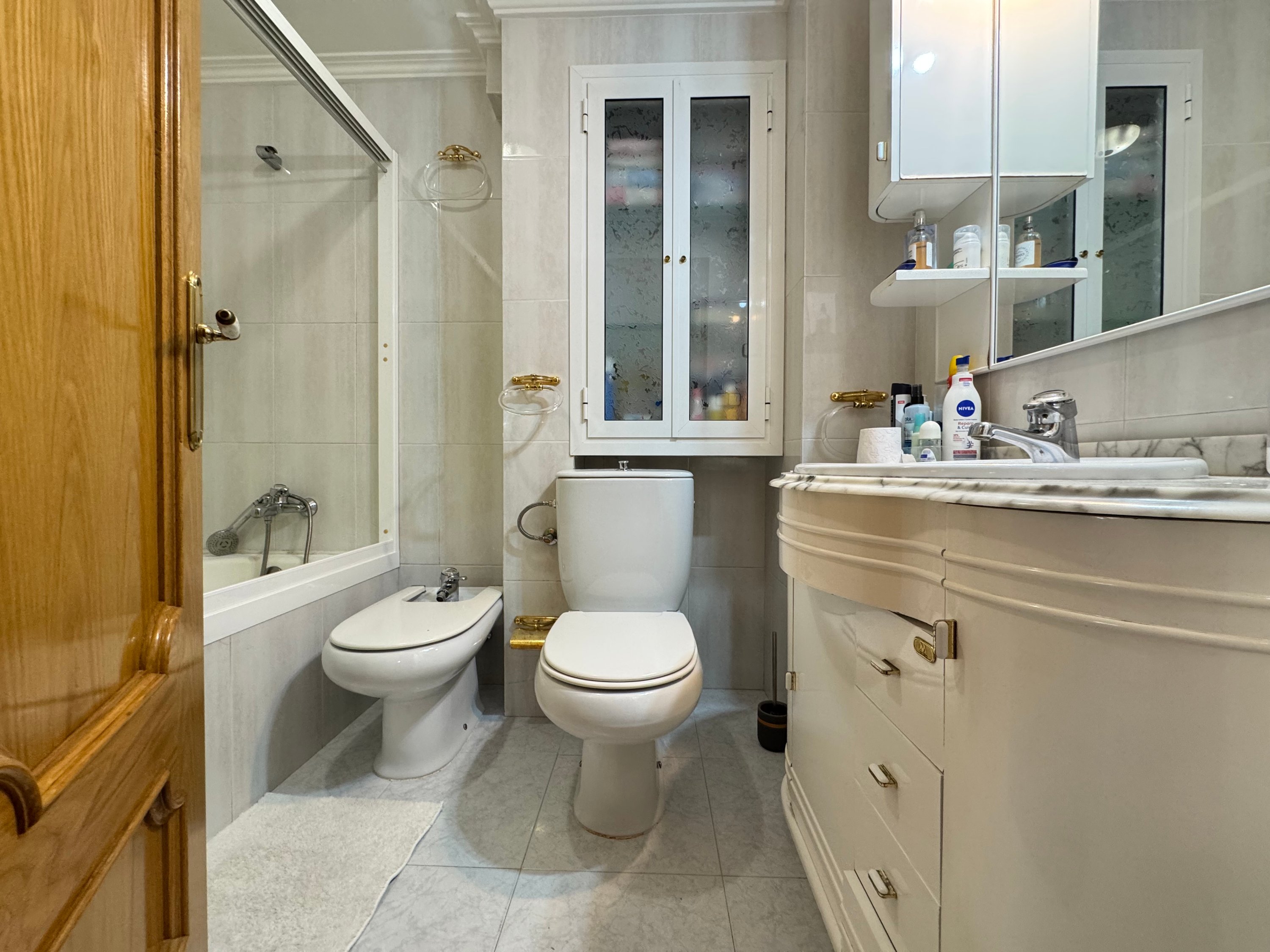 pisos en girona · carrer-orient-17006 176000€