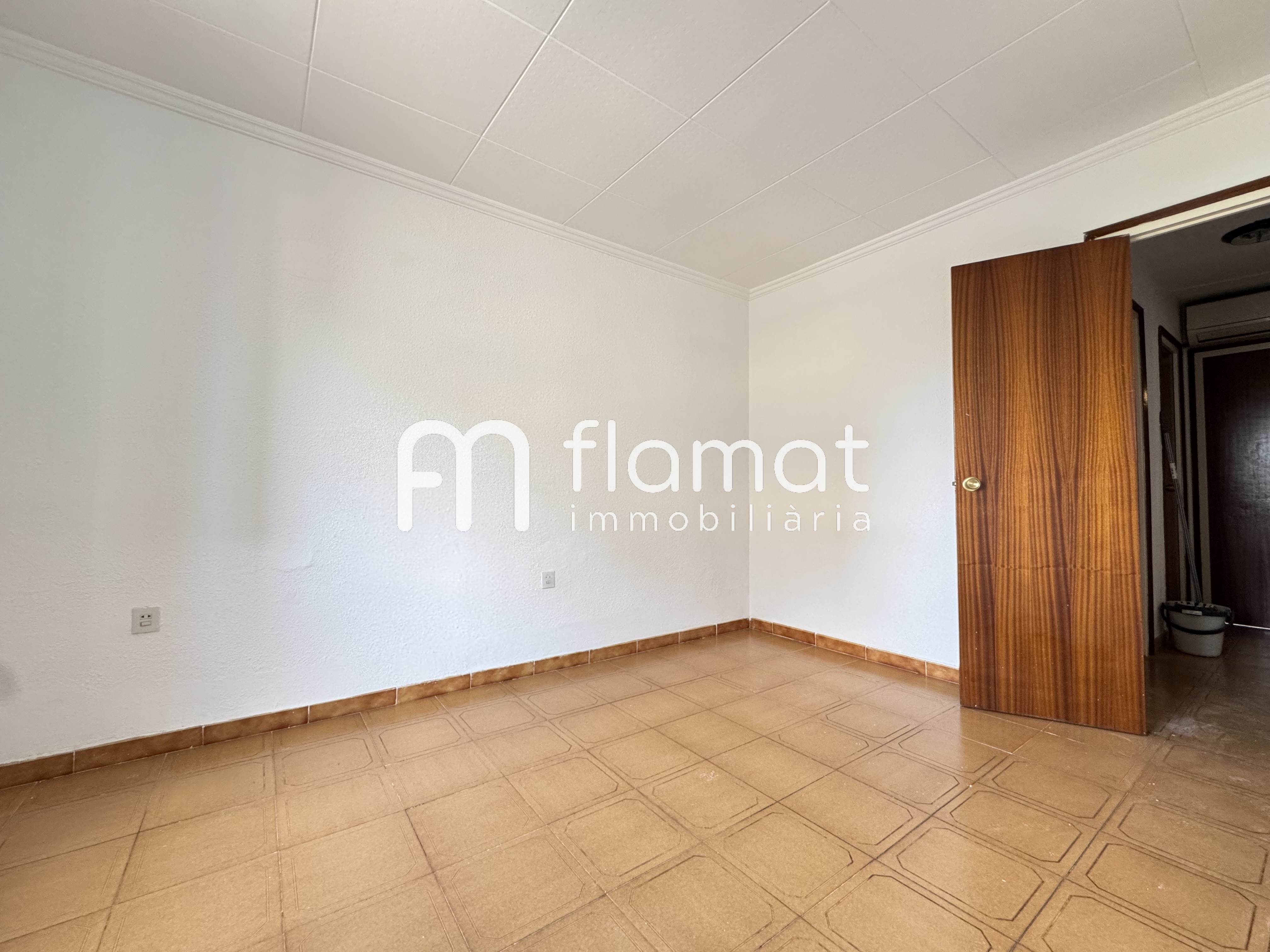 pisos en girona · carrer-orient-17006 172500€