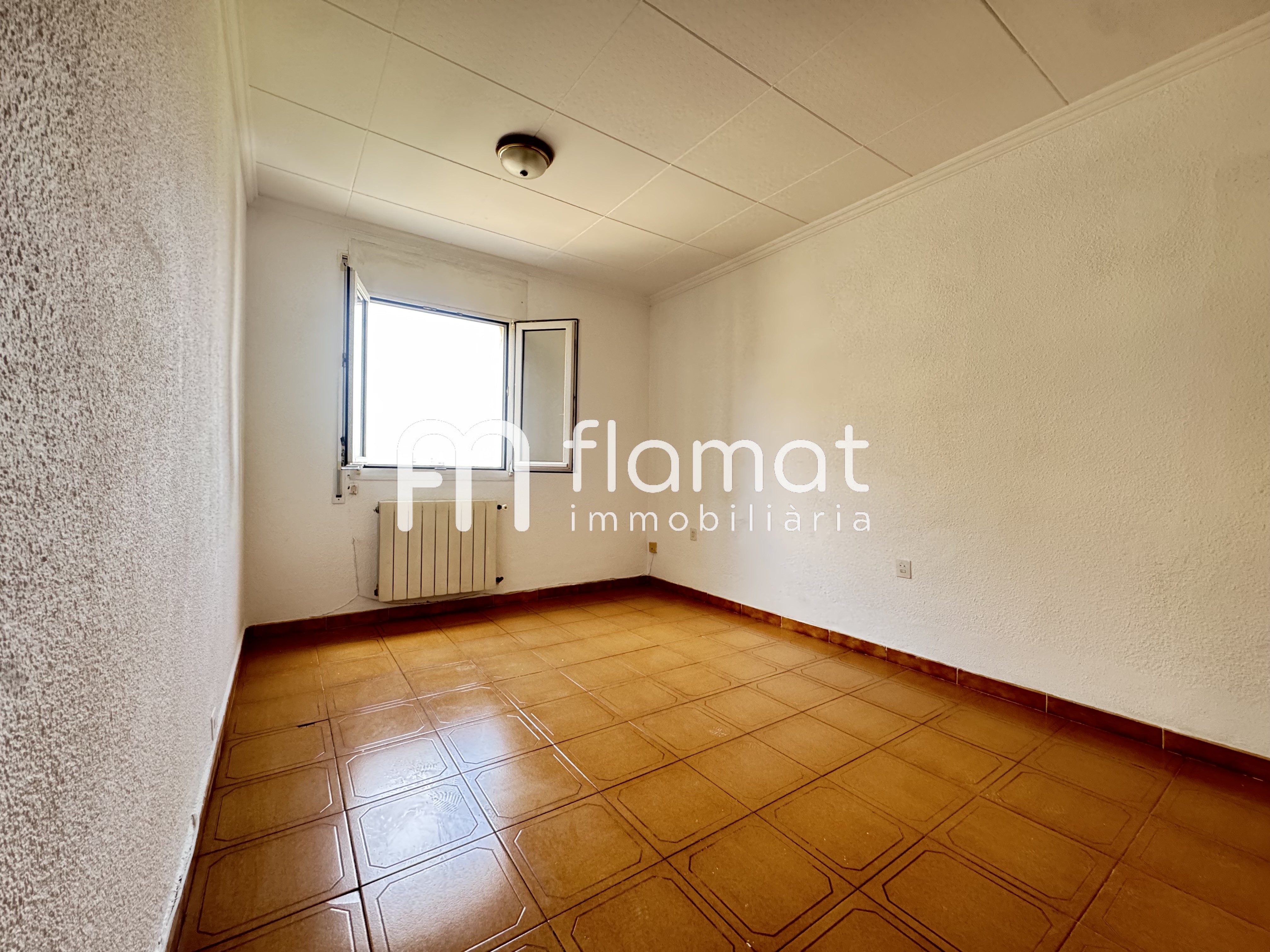 pisos en girona · carrer-orient-17006 172500€