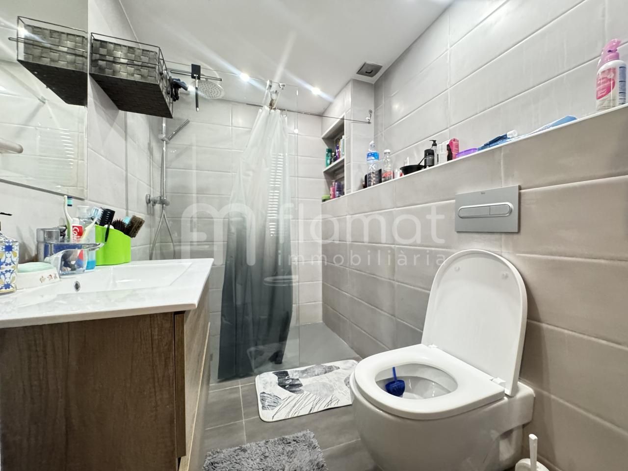 pisos en girona · carrer-de-la-garrotxa-17006 215000€