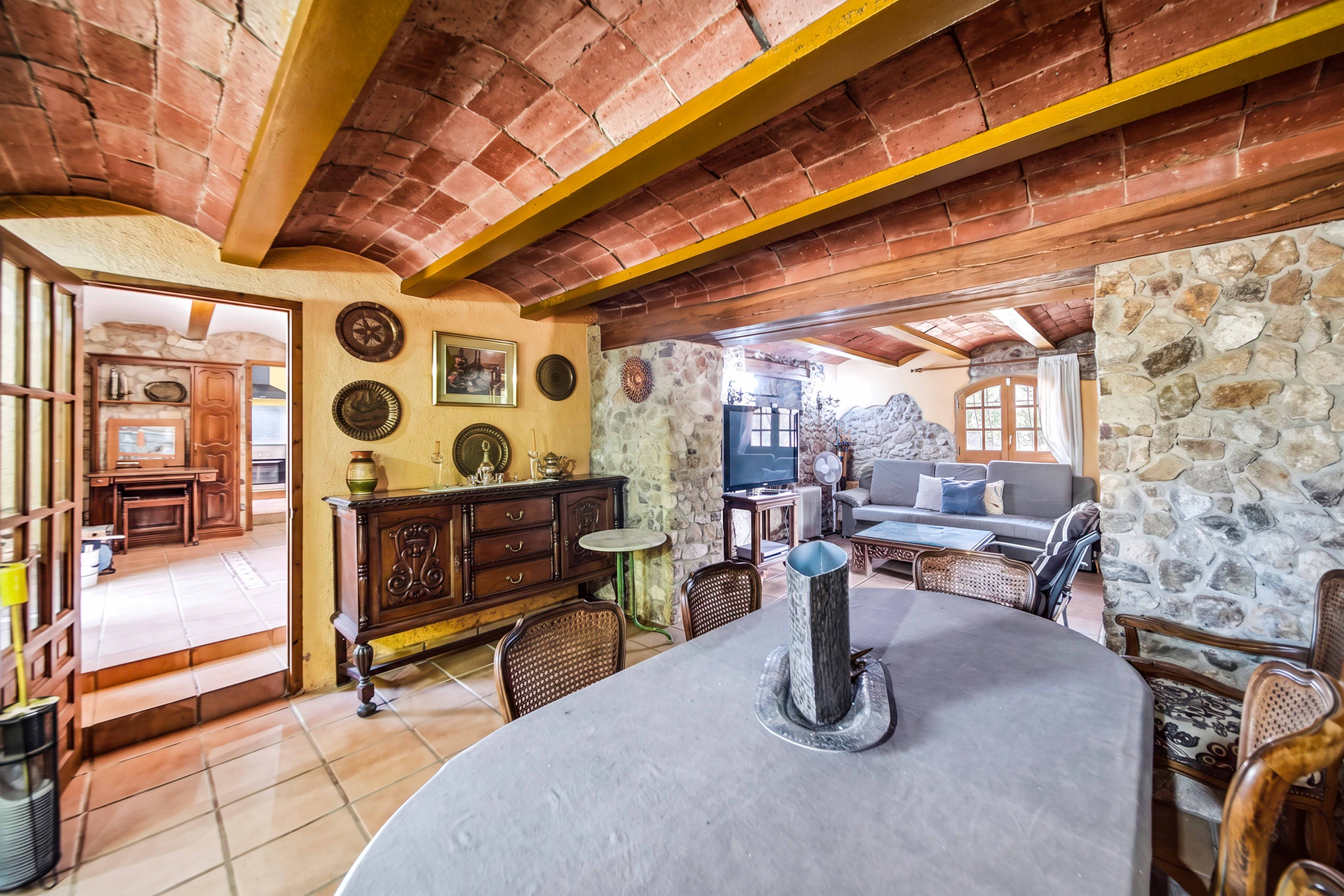villas en caldes-de-malavella · vial-camino-17455 720000€