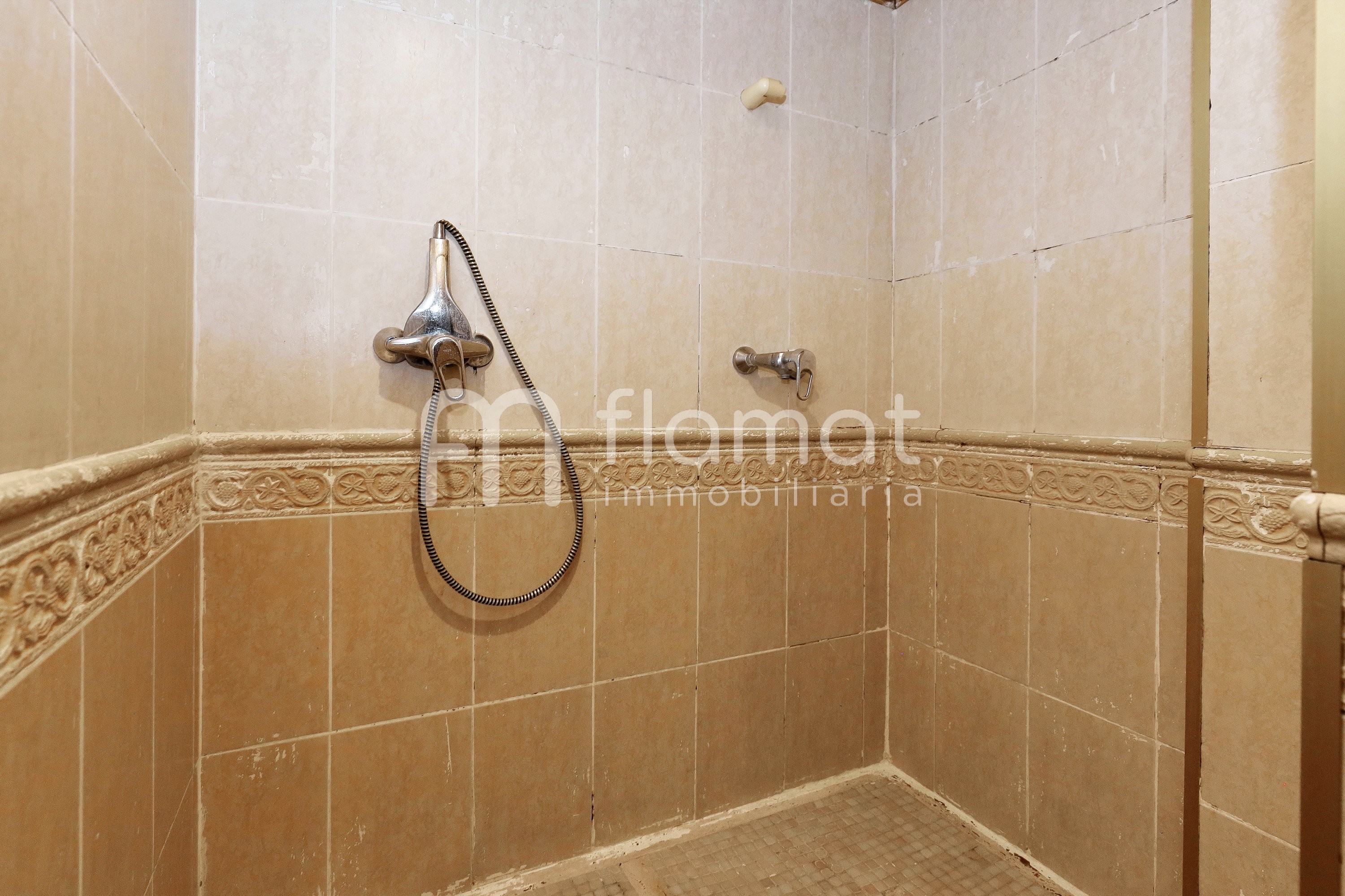 pisos en terrassa · carrer-de-marinel·lo-bosch-08222 215000€