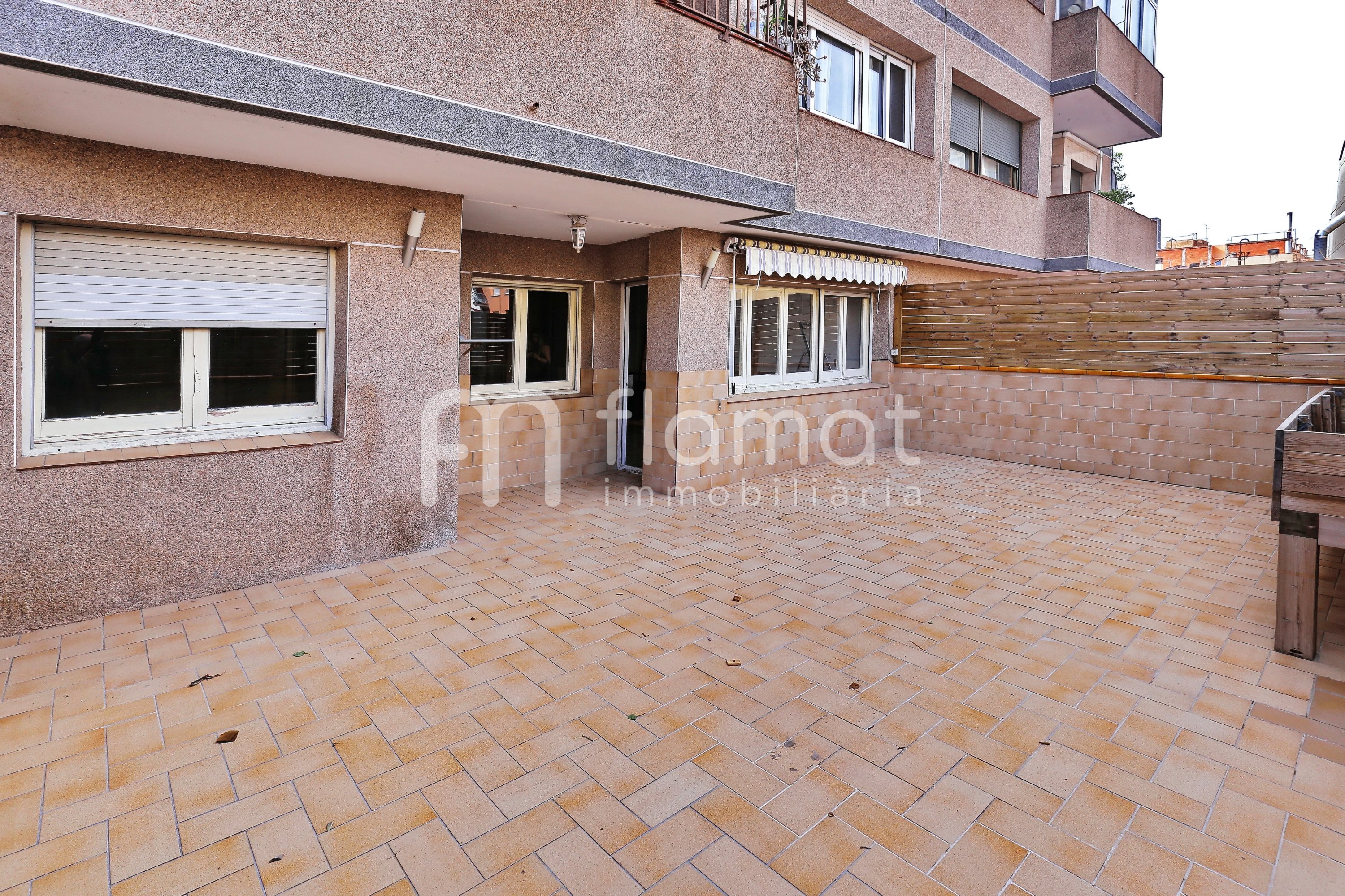 pisos en terrassa · carrer-de-marinel·lo-bosch-08222 215000€