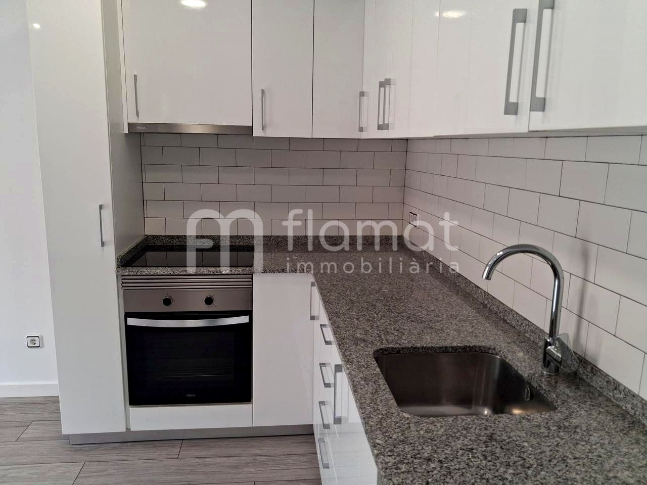 pisos en sabadell · carrer-de-francesc-bellapart-08208 285000€