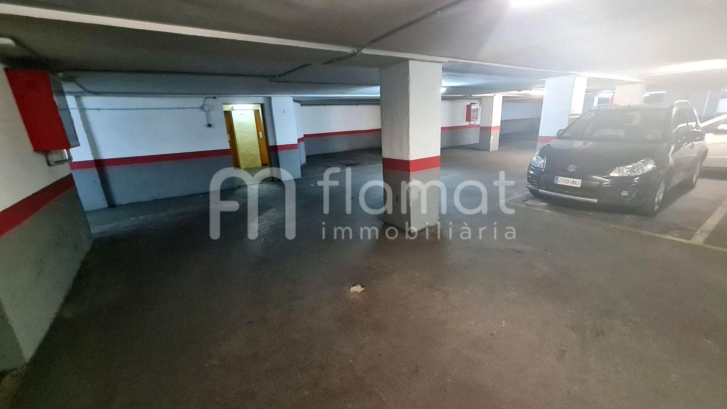parking en sabadell · carrer-francesc-layret-08208 11500€