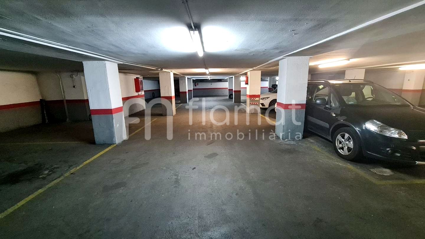 parking en sabadell · carrer-francesc-layret-08208 11500€
