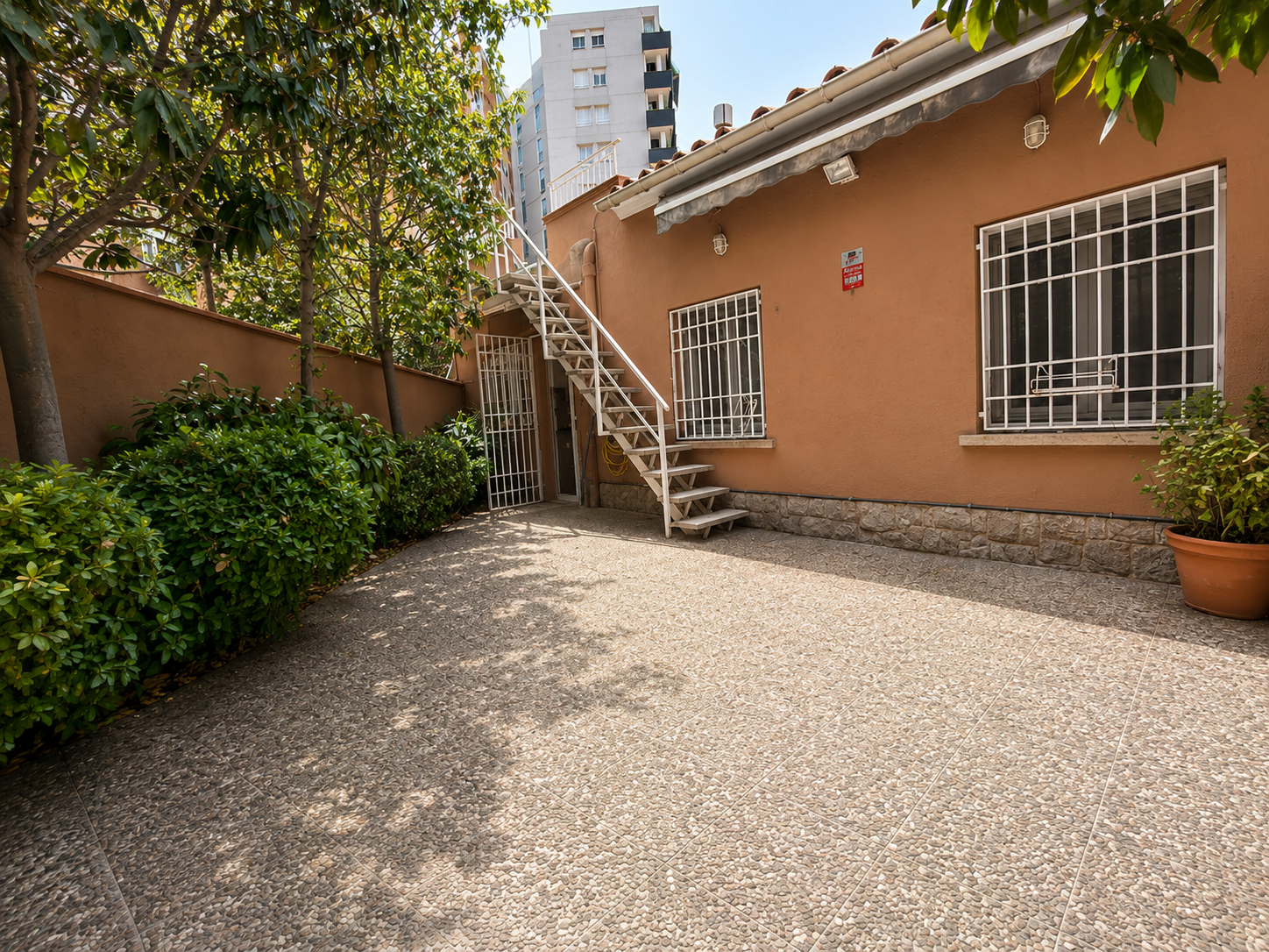 villas en sabadell · carrer-de-l'estalvi-08206 375000€