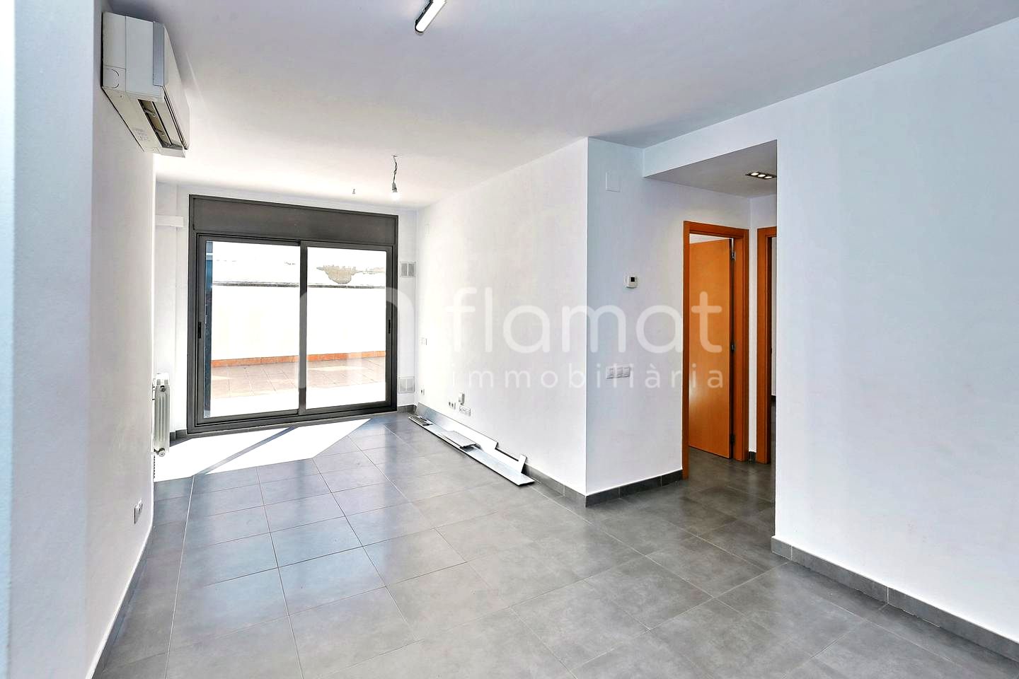 pisos en sabadell · carrer-de-salvat-papasseit-08204 245000€