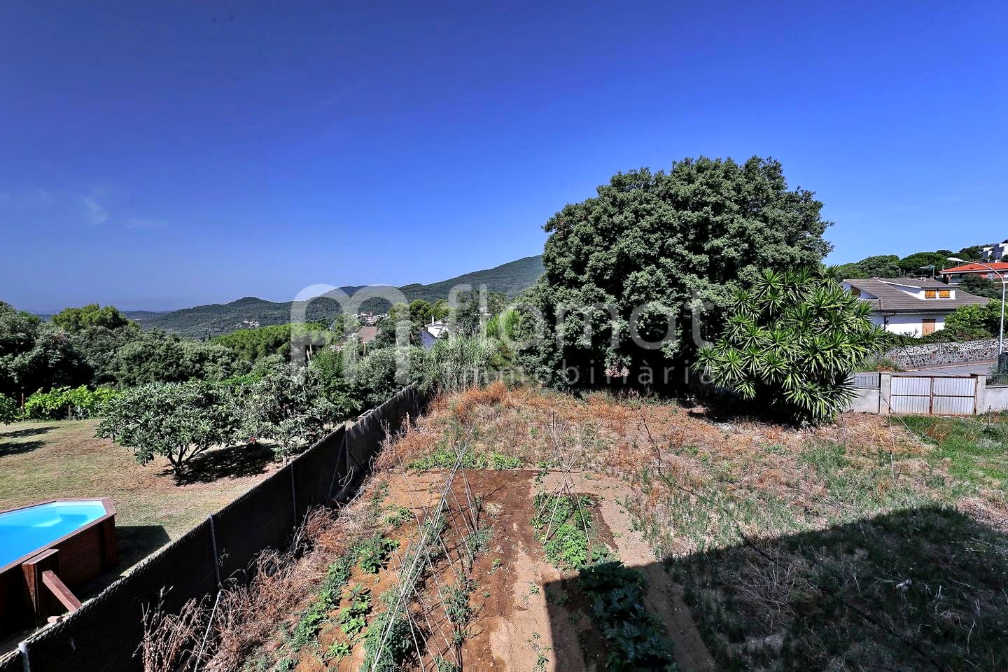 villas en caldes-de-montbui · carrer-palmera-08140 460000€