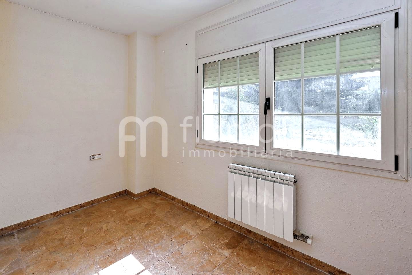 villas en caldes-de-montbui · carrer-palmera-08140 460000€