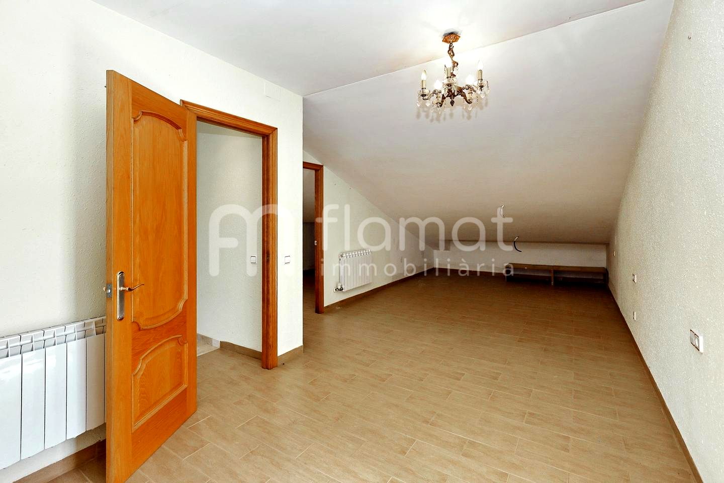 villas en caldes-de-montbui · carrer-palmera-08140 460000€