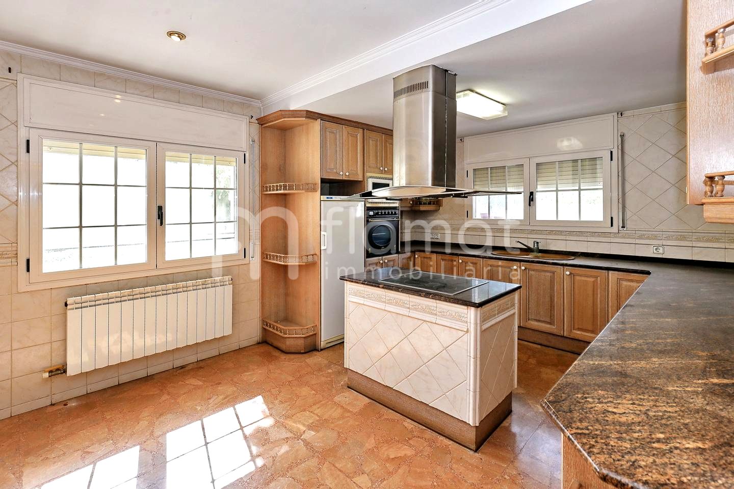 villas en caldes-de-montbui · carrer-palmera-08140 460000€
