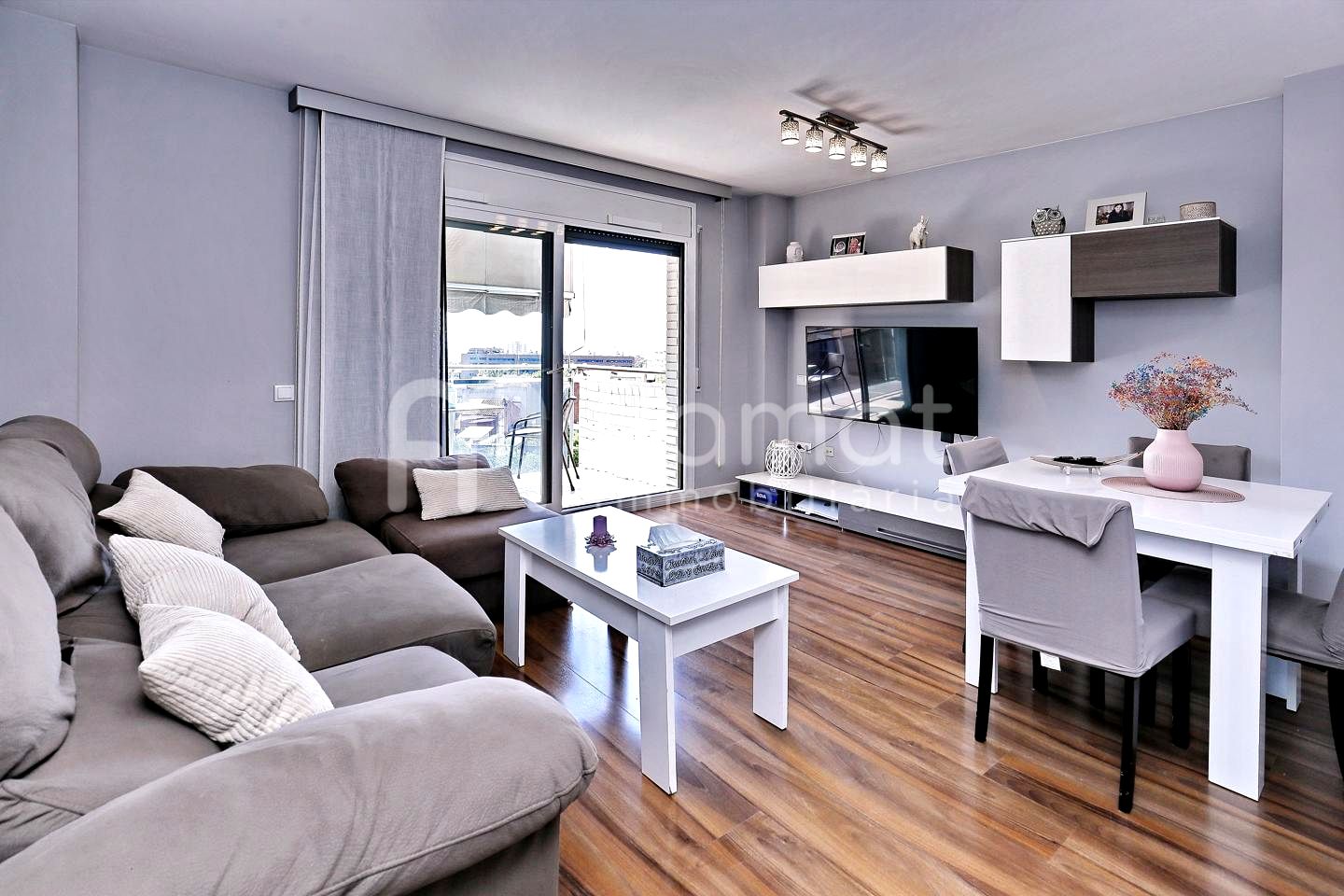 pisos en sabadell · carretera-terrassa-08205 295000€