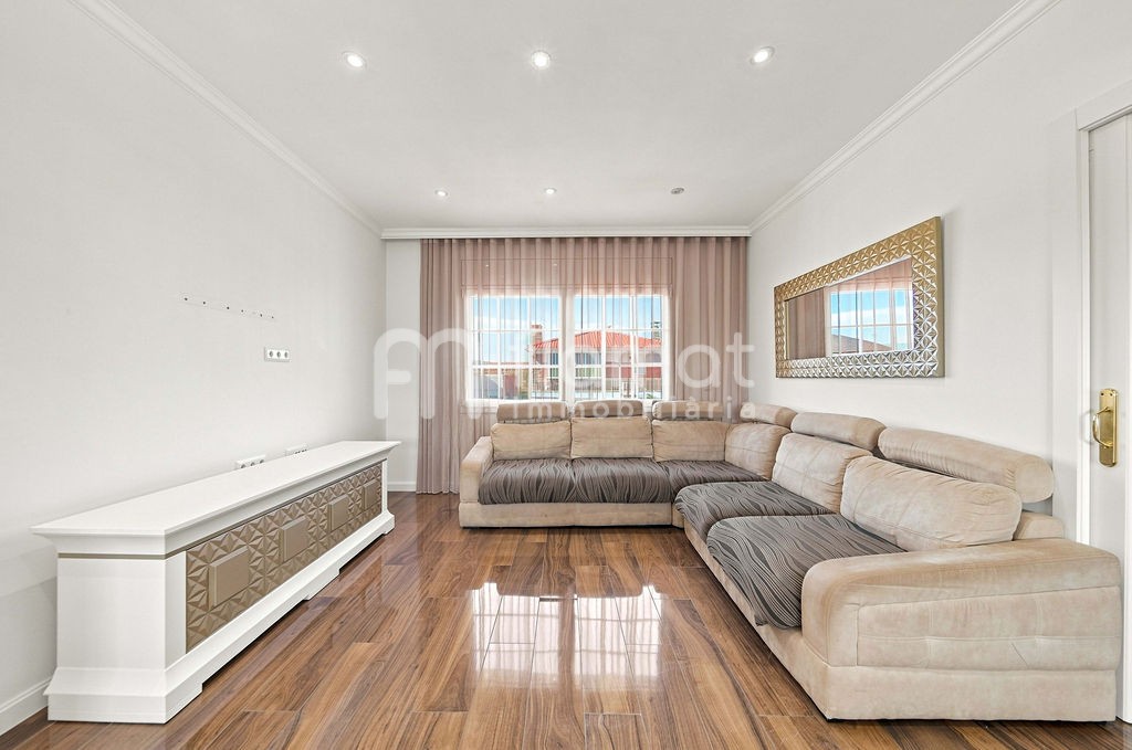 villas en terrassa · carrer-d'anglaterra-08228 839000€