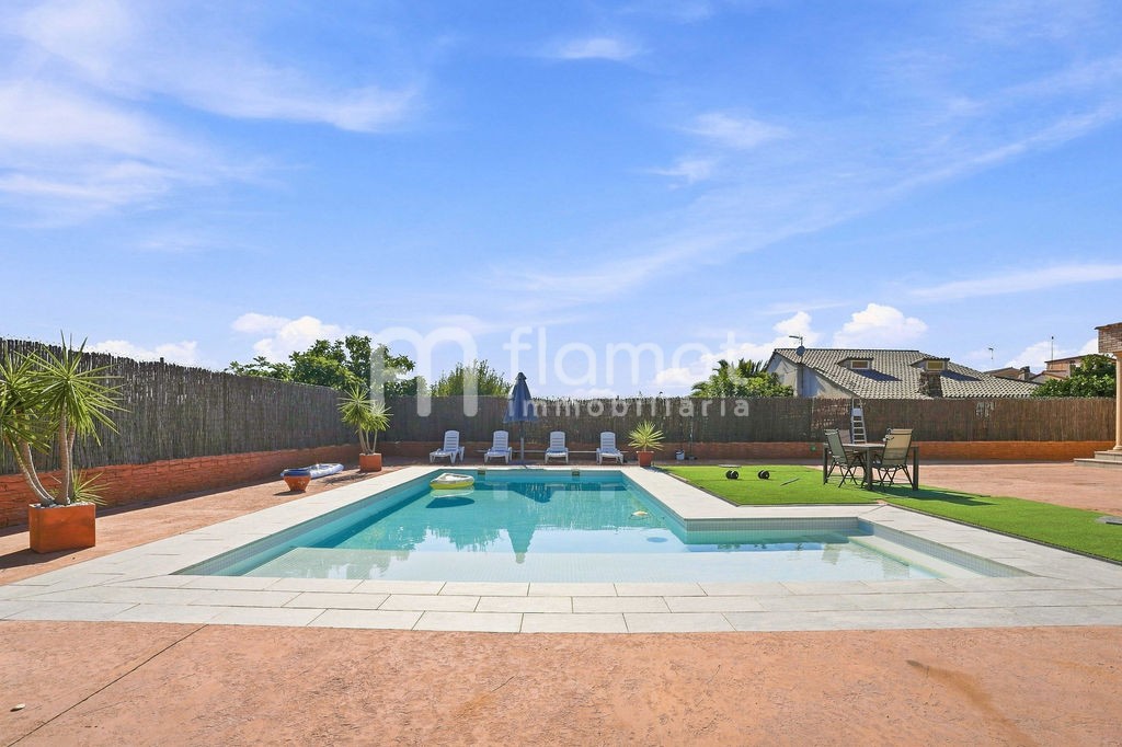 villas en terrassa · carrer-d'anglaterra-08228 839000€