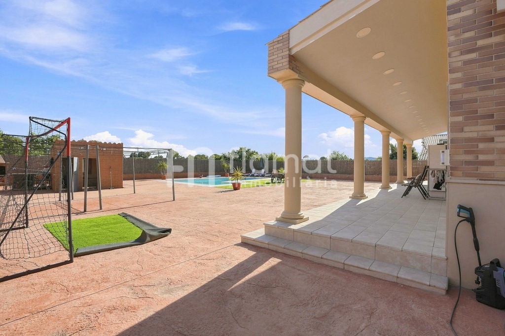 villas en terrassa · carrer-d'anglaterra-08228 839000€