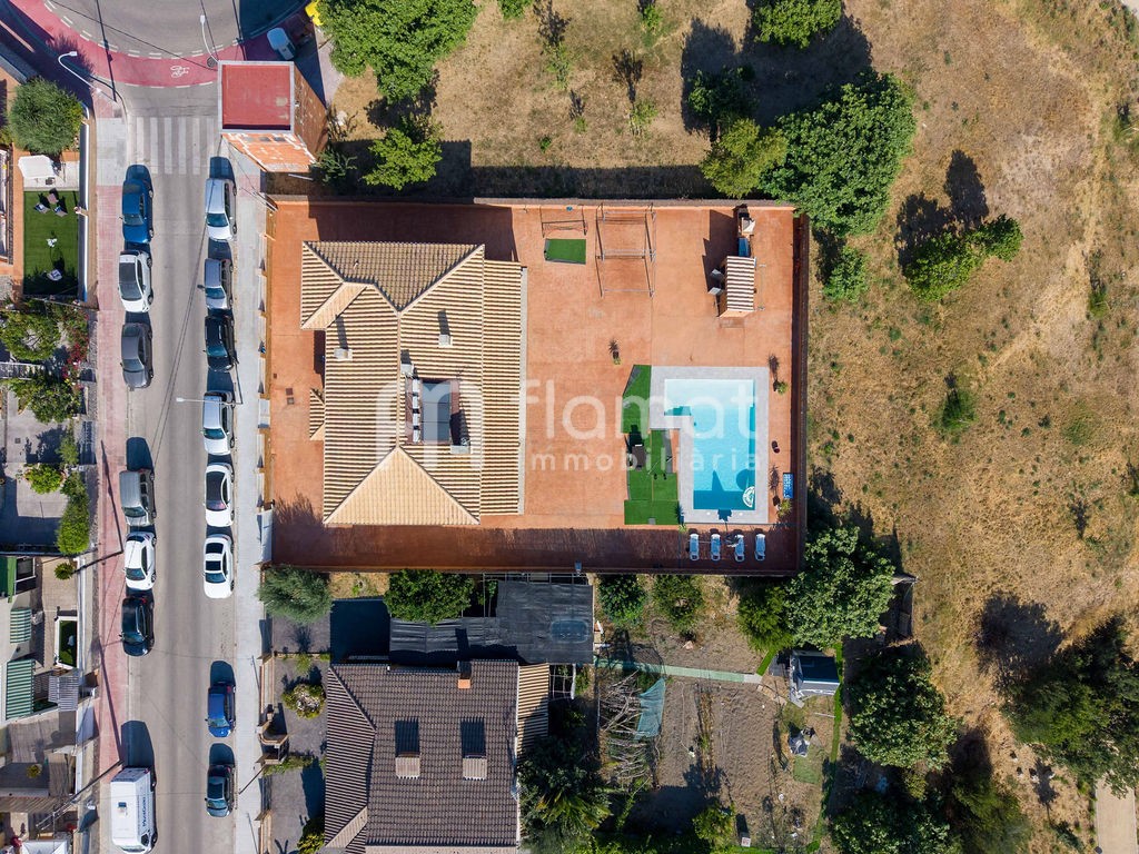 villas en terrassa · carrer-d'anglaterra-08228 839000€