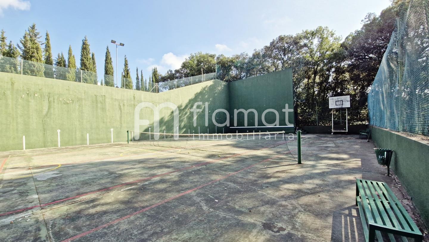 casa--chalet en sant-feliu-de-buixalleu · cami-de-santa-barbara-1-17451 810000€
