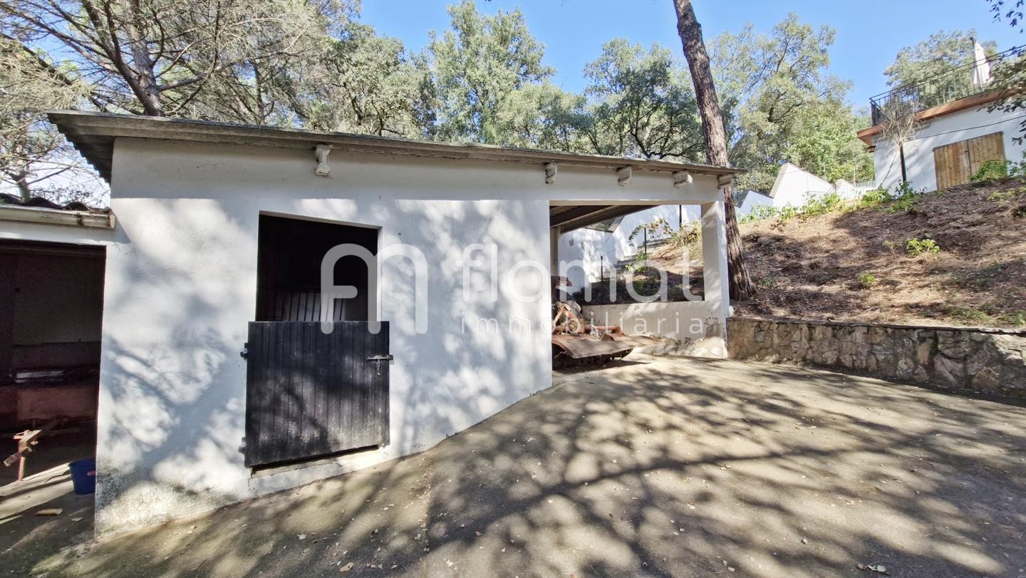 casa--chalet en sant-feliu-de-buixalleu · cami-de-santa-barbara-1-17451 810000€