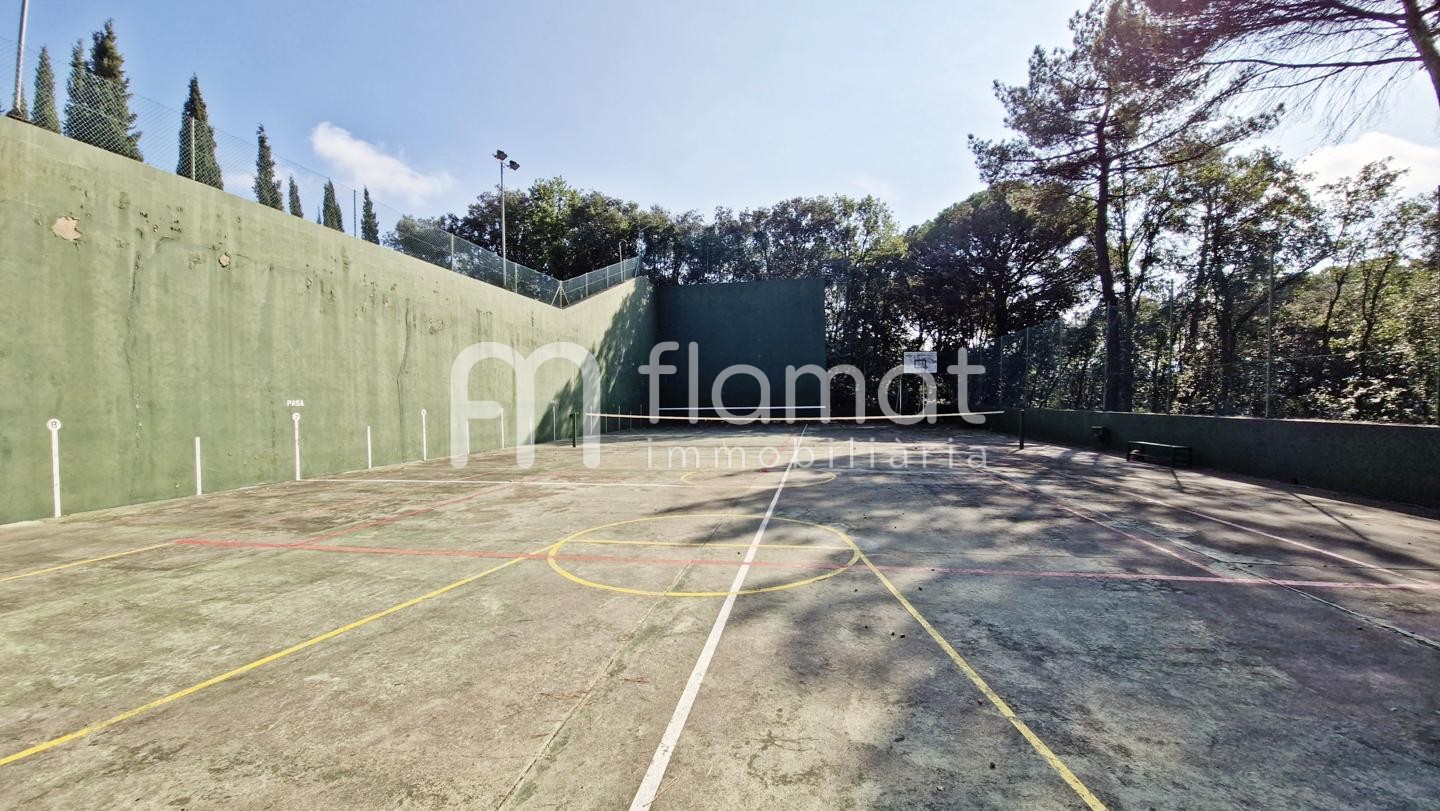 casa--chalet en sant-feliu-de-buixalleu · cami-de-santa-barbara-1-17451 810000€