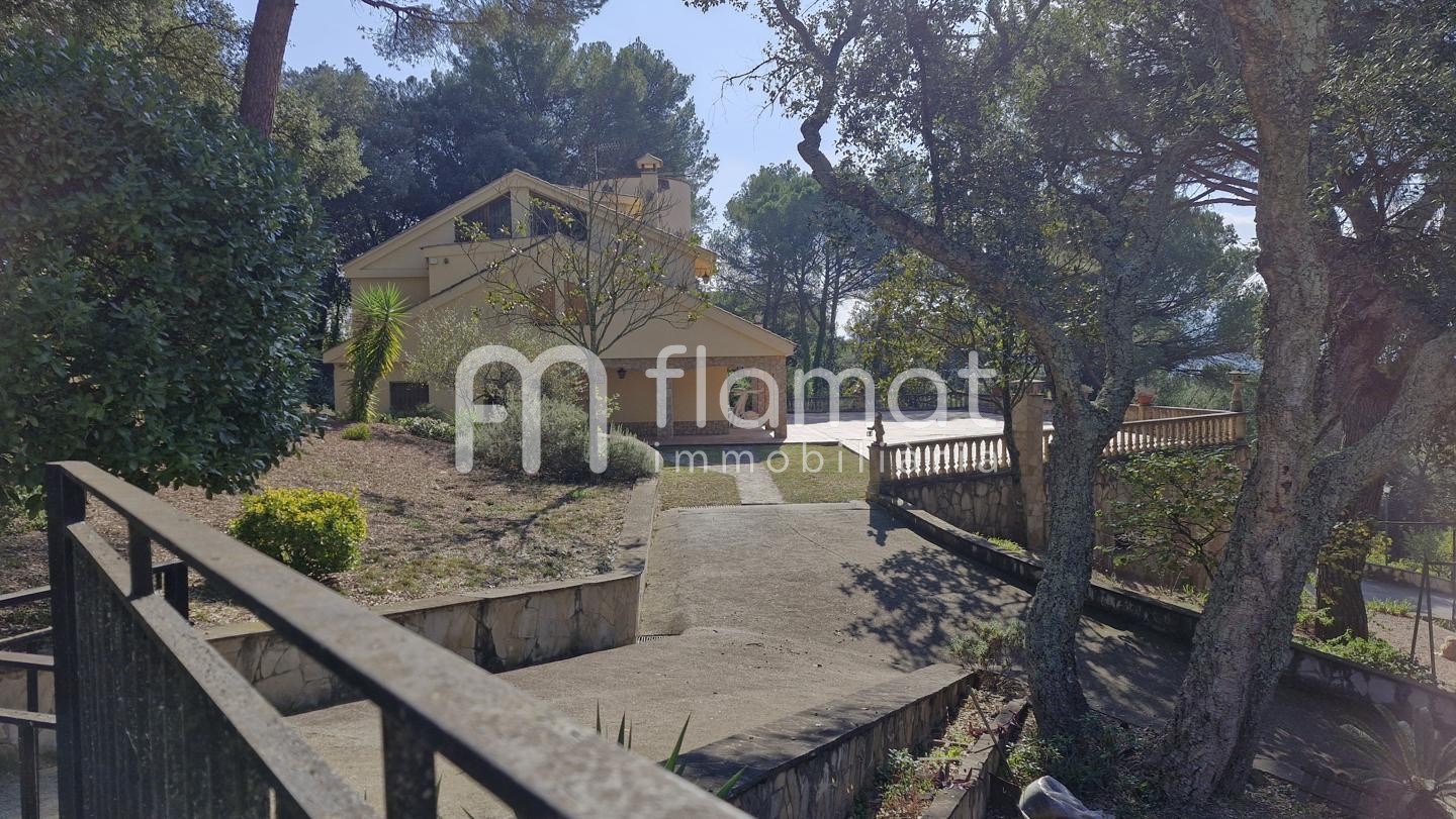 casa--chalet en sant-feliu-de-buixalleu · cami-de-santa-barbara-1-17451 810000€