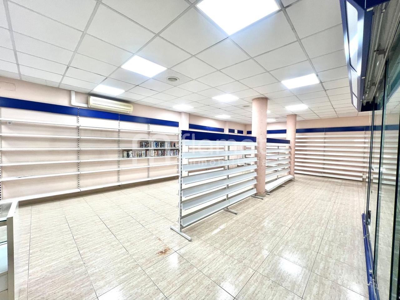 locales-comerciales en blanes · els-pavos 139000€