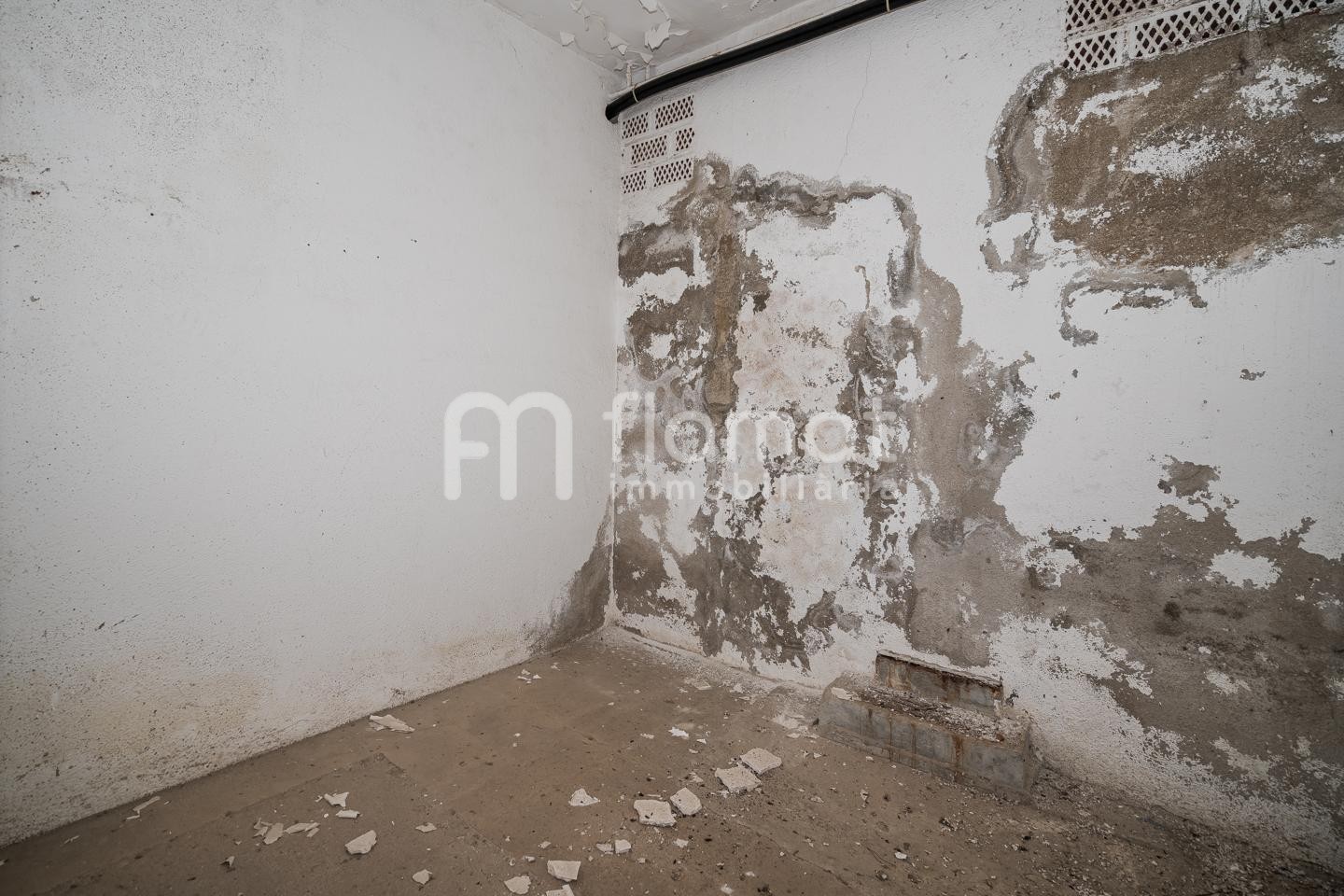 locales-comerciales en blanes · pins 195000€