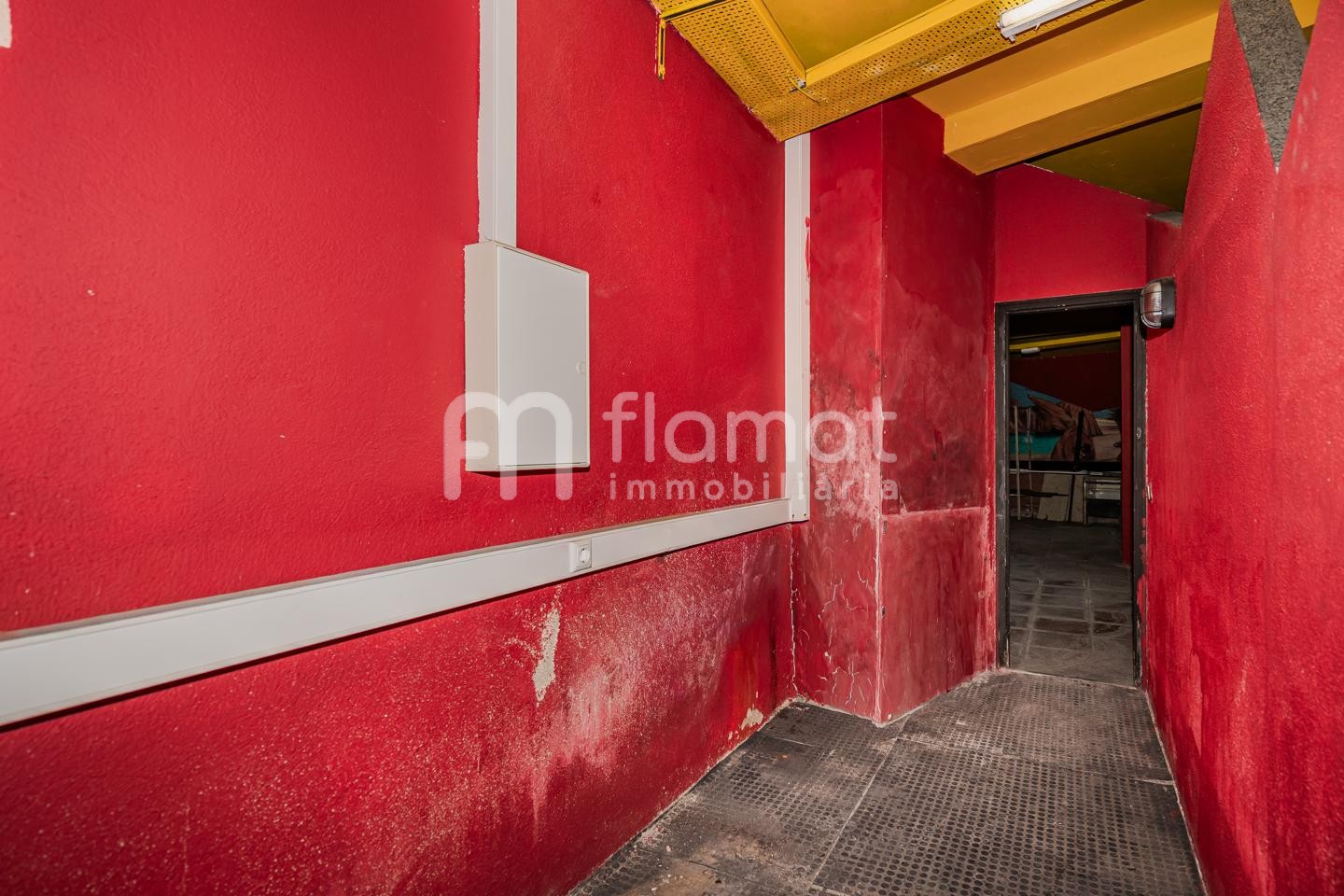 locales-comerciales en blanes · pins 195000€