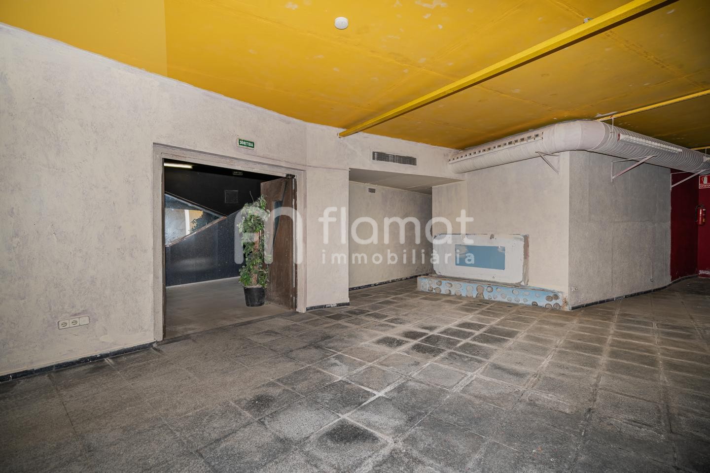 locales-comerciales en blanes · pins 195000€