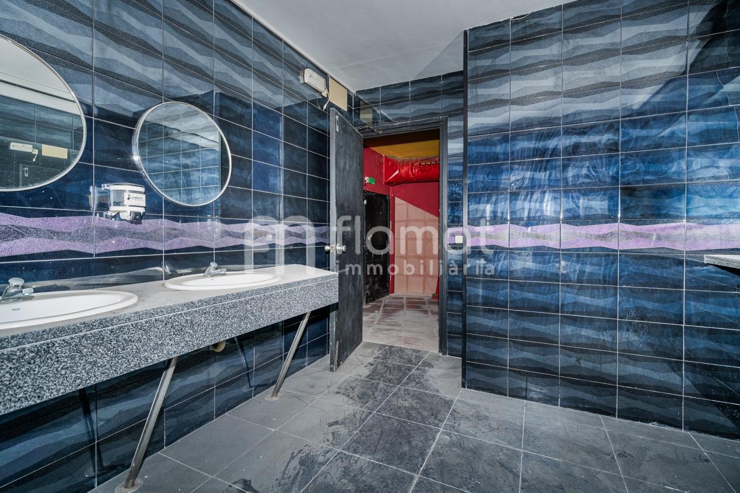 locales-comerciales en blanes · pins 195000€