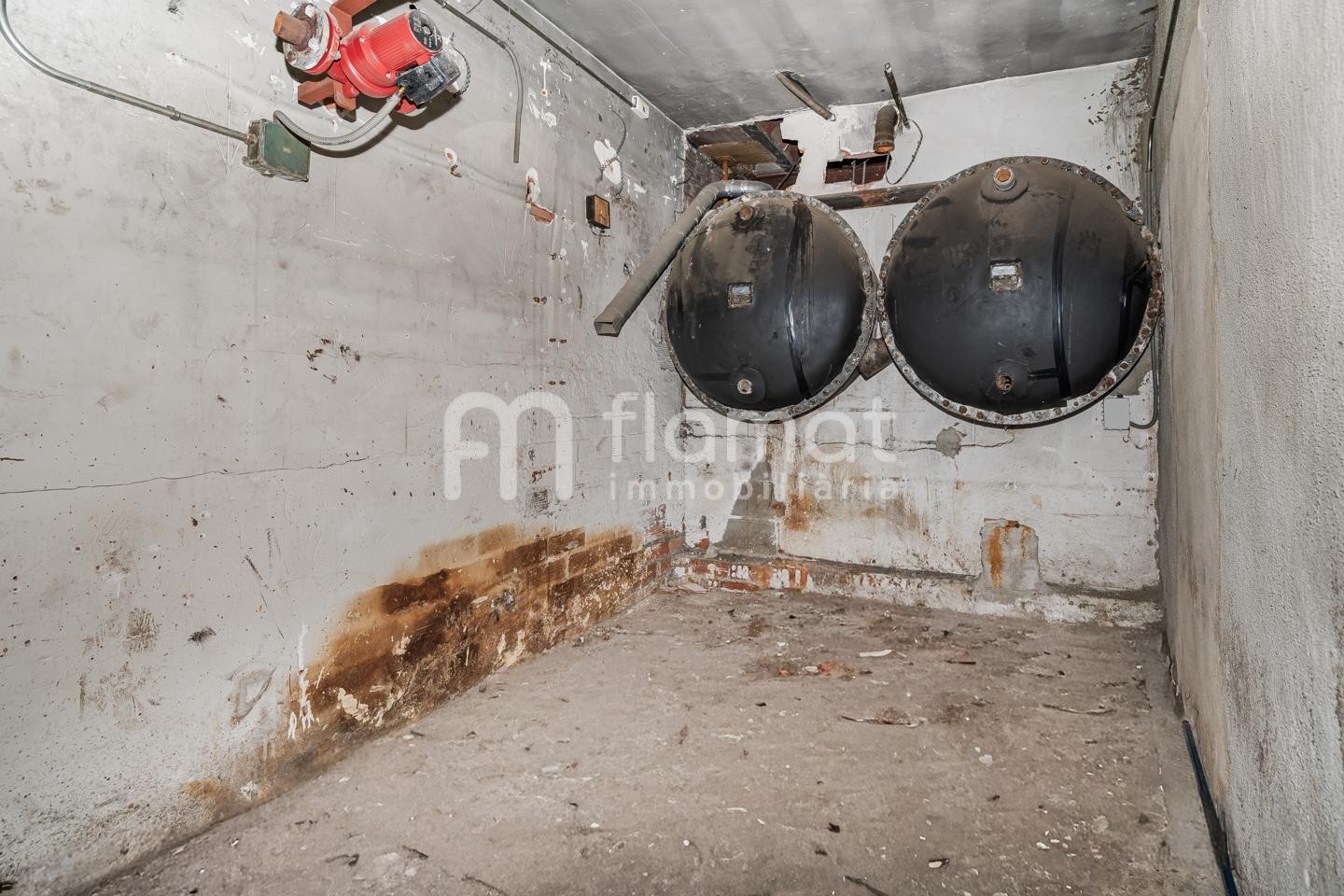 locales-comerciales en blanes · pins 195000€
