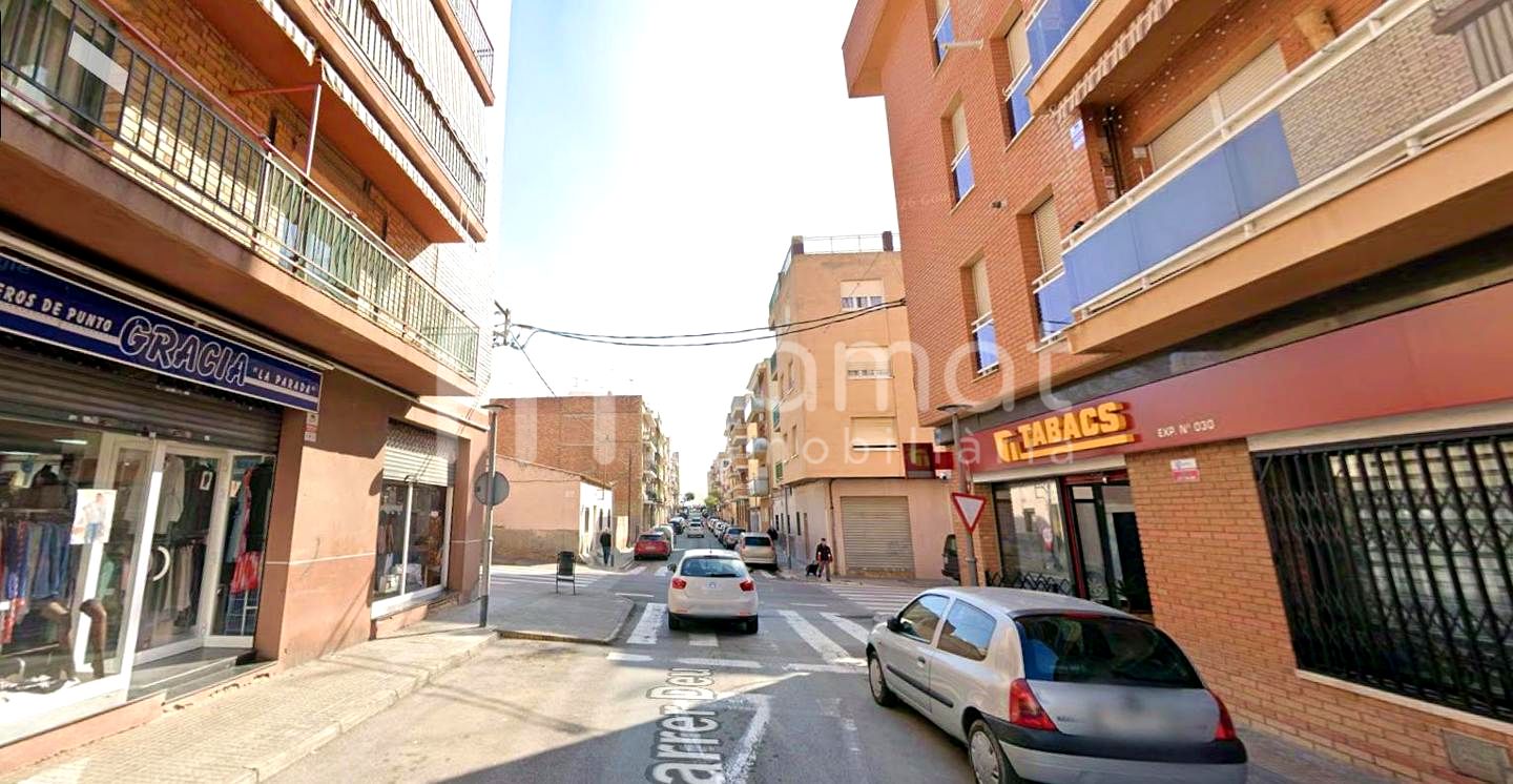 pisos en tarragona · carrer-deu-35-43100 48000€