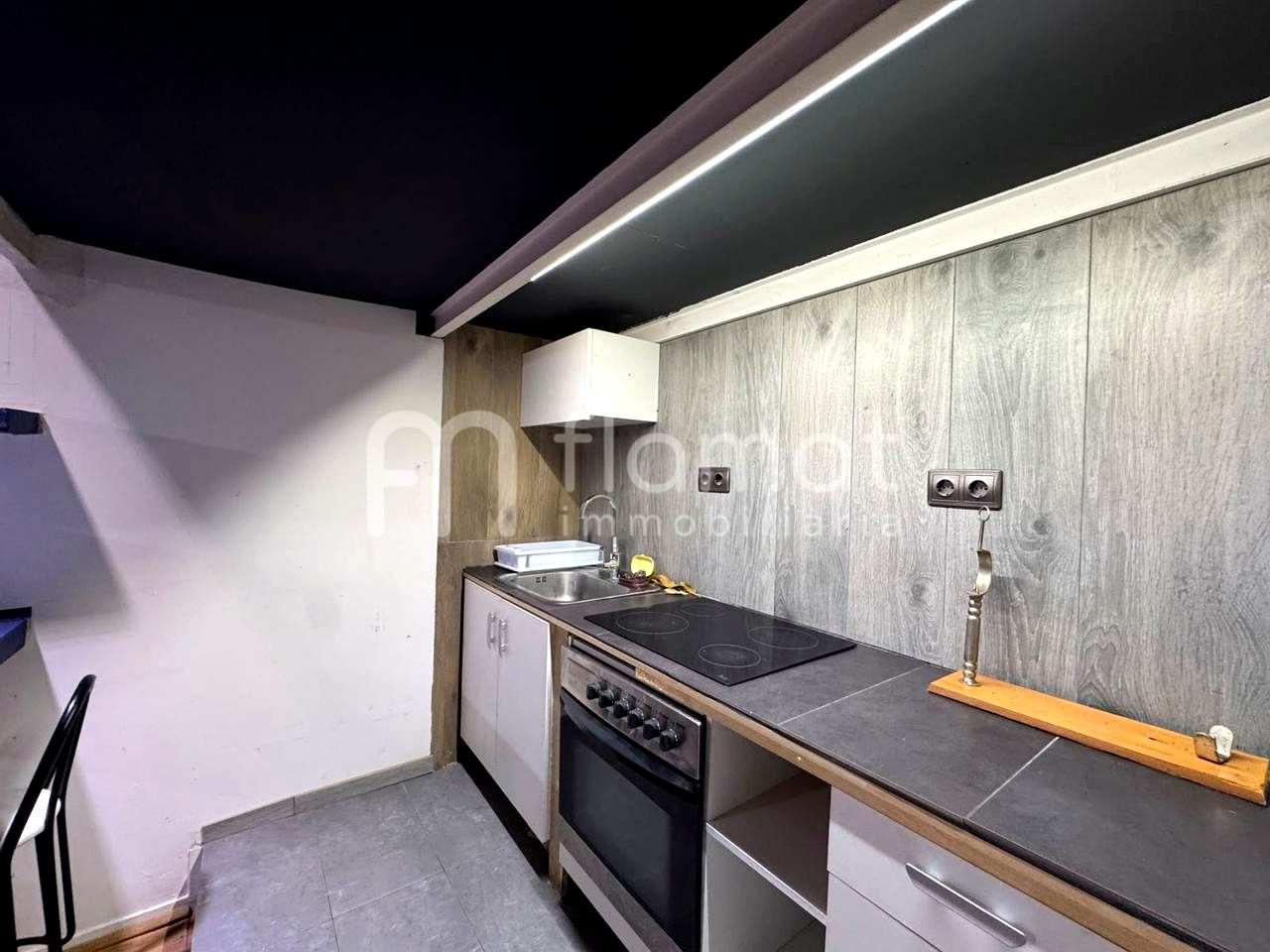 locales-comerciales en tarragona · carrer-del-cardenal-cervantes-7-43001 90000€