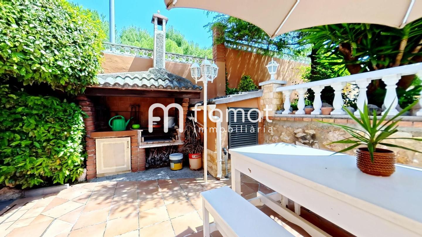 villas en el-catllar · carrer-de-salvador-segui-3-43764 358000€