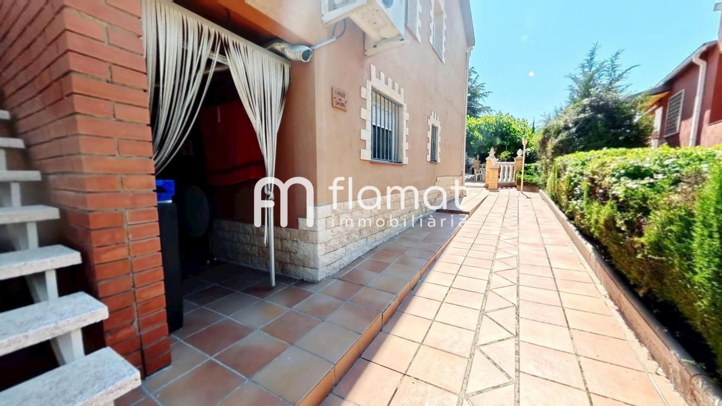 villas en el-catllar · carrer-de-salvador-segui-3-43764 358000€