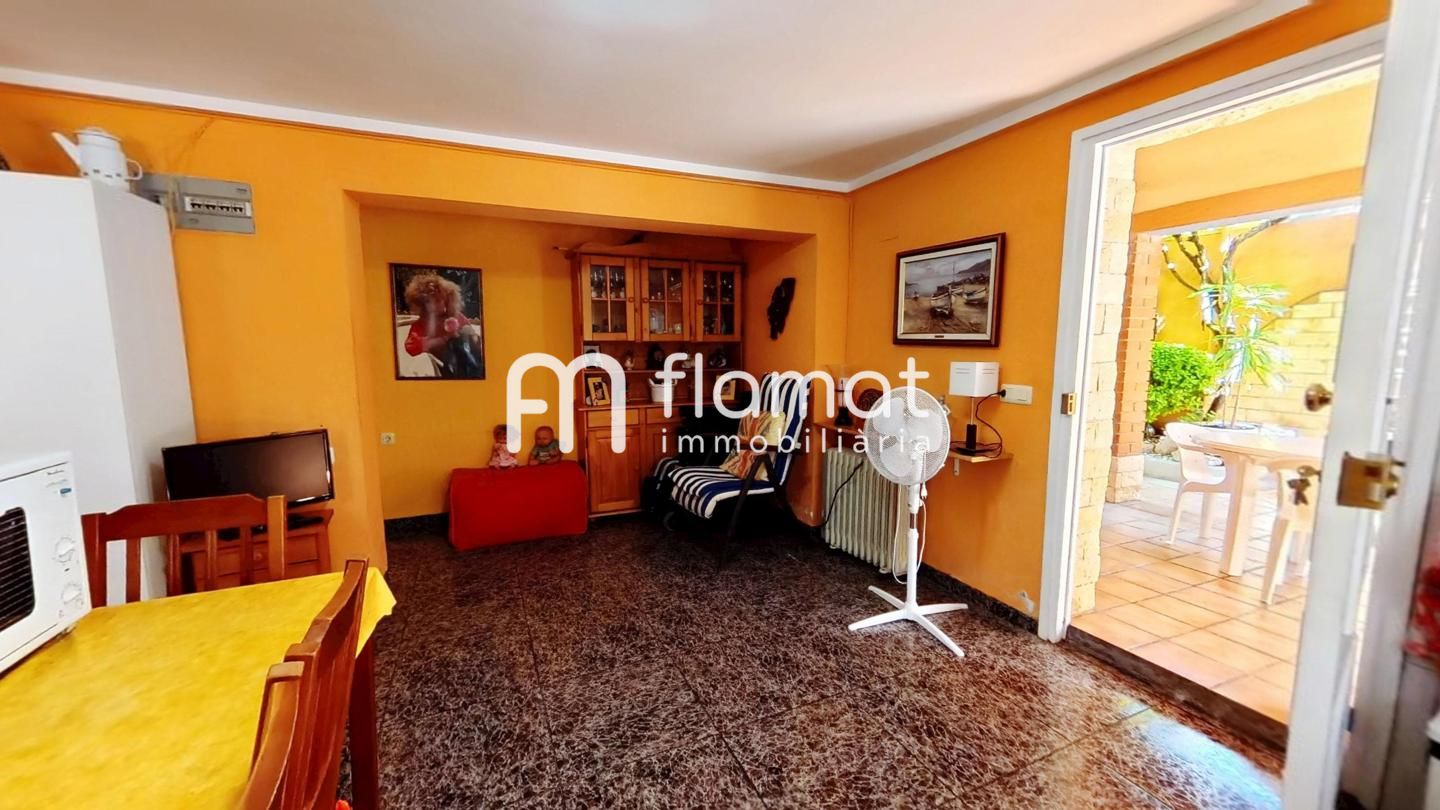villas en el-catllar · carrer-de-salvador-segui-3-43764 358000€