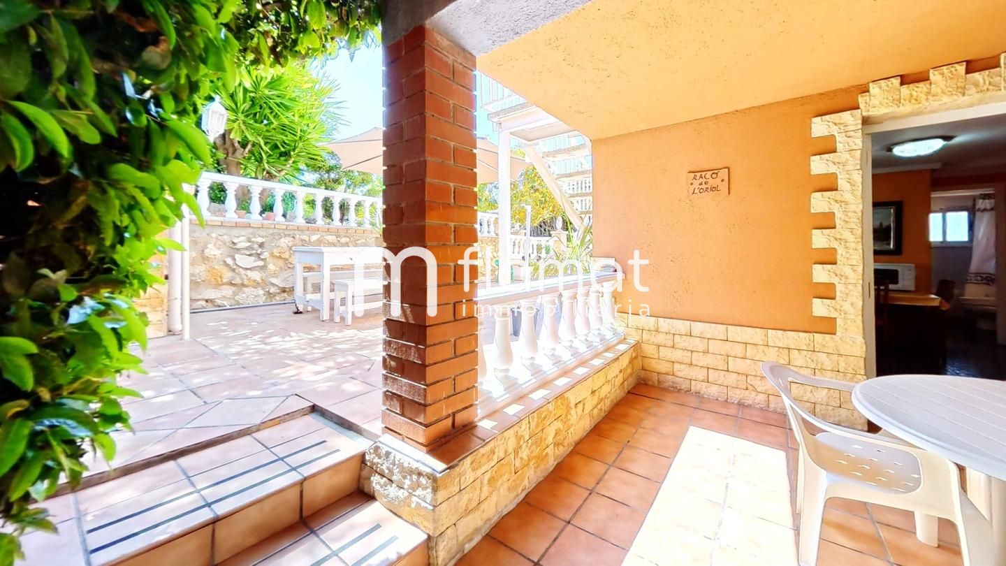 villas en el-catllar · carrer-de-salvador-segui-3-43764 358000€