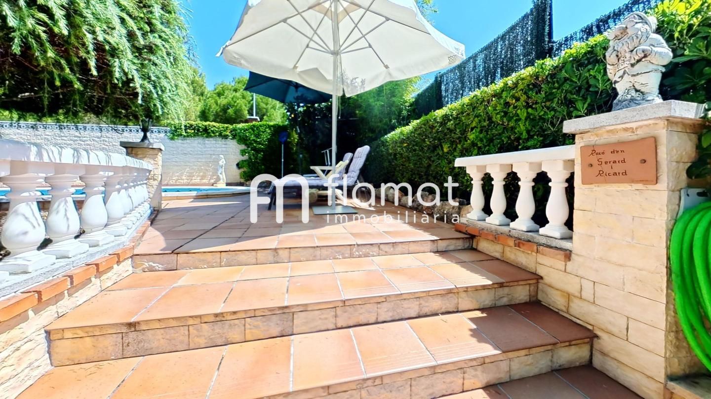 villas en el-catllar · carrer-de-salvador-segui-3-43764 358000€