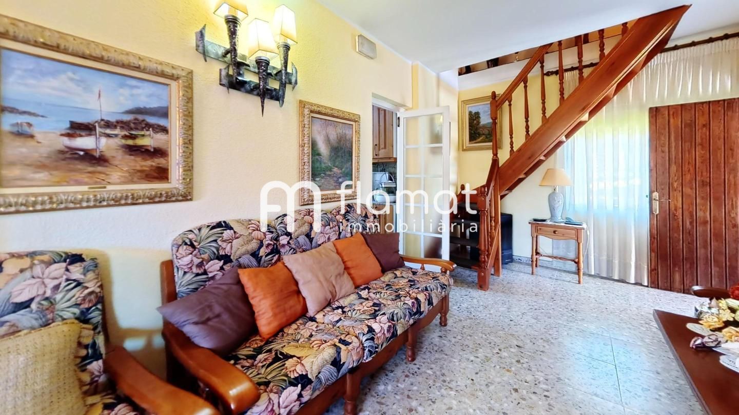 villas en el-catllar · carrer-de-salvador-segui-3-43764 358000€