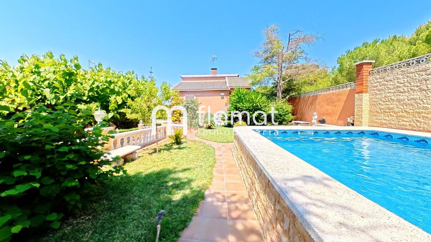 villas en el-catllar · carrer-de-salvador-segui-3-43764 358000€