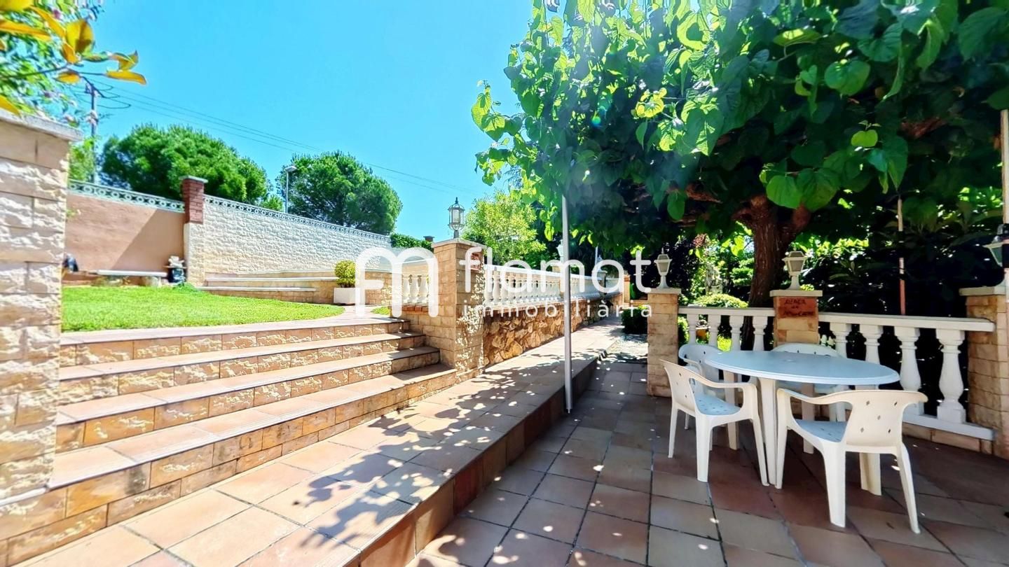 villas en el-catllar · carrer-de-salvador-segui-3-43764 358000€