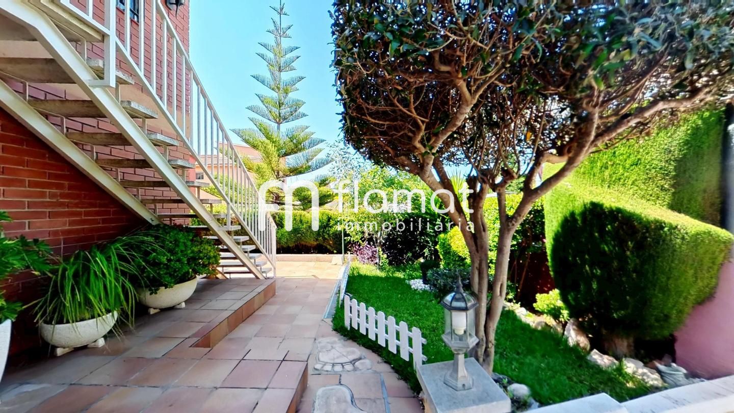 villas en el-catllar · carrer-de-salvador-segui-3-43764 358000€