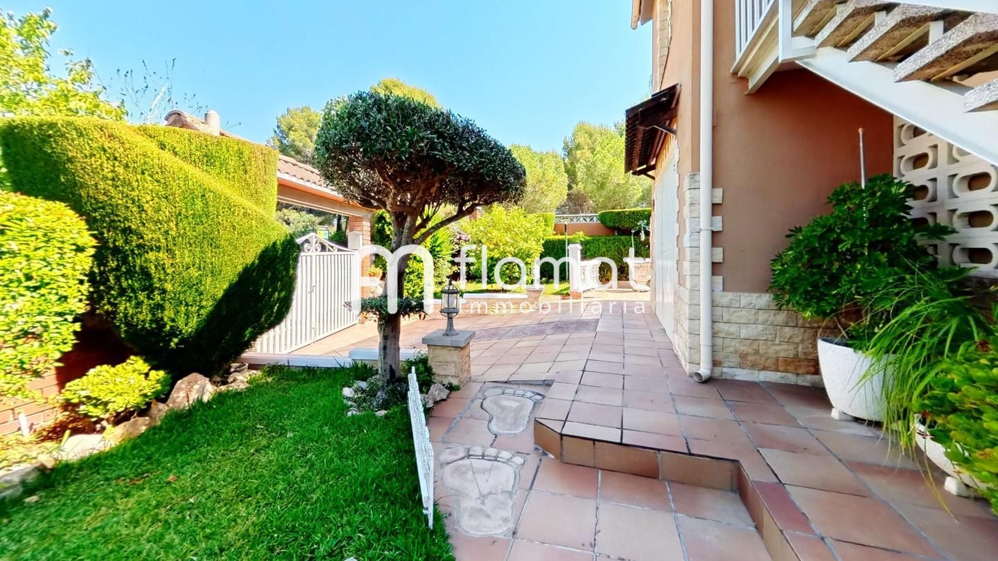 villas en el-catllar · carrer-de-salvador-segui-3-43764 358000€