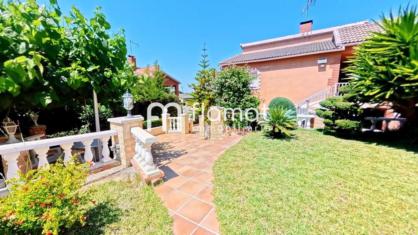 villas en el-catllar · carrer-de-salvador-segui-3-43764 358000€
