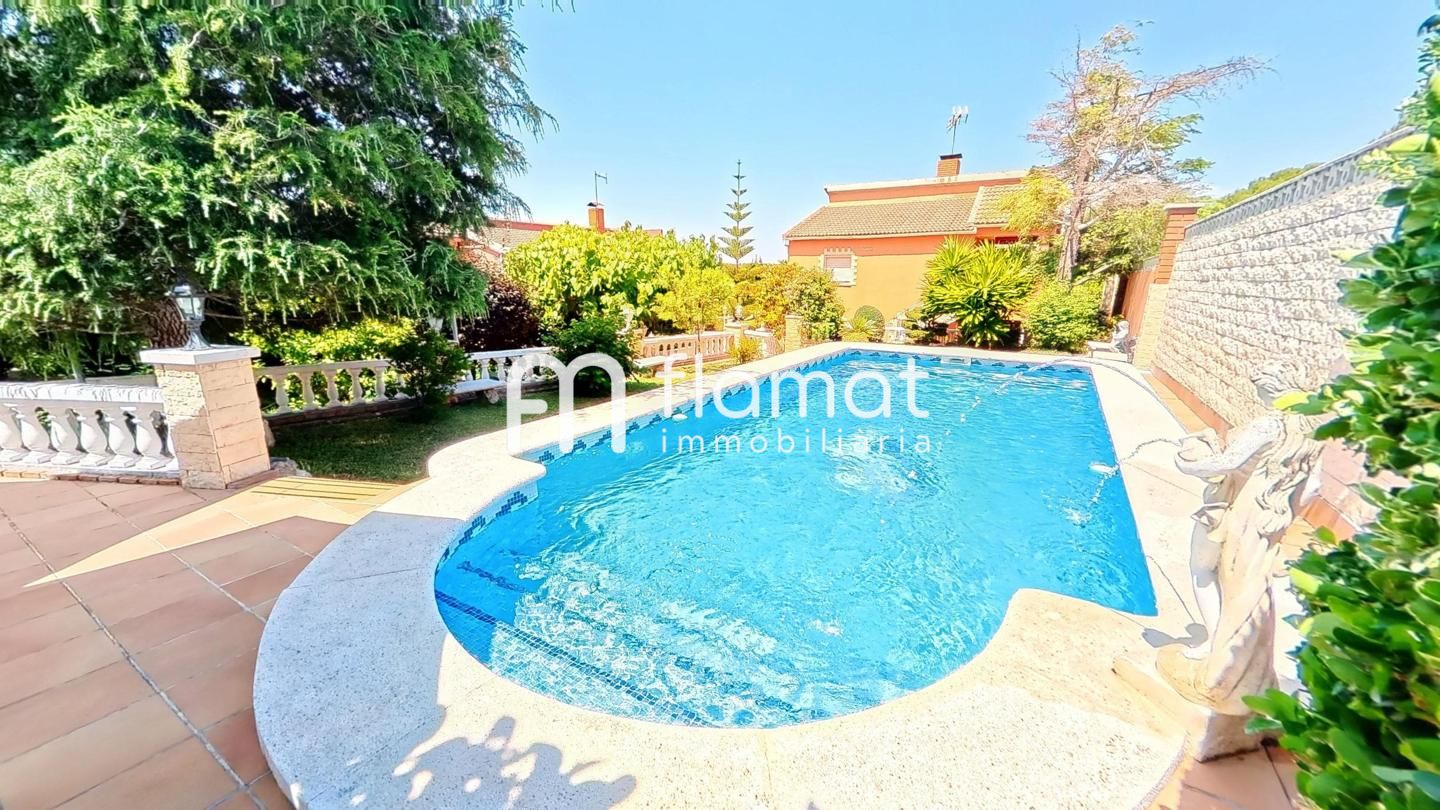 villas en el-catllar · carrer-de-salvador-segui-3-43764 358000€
