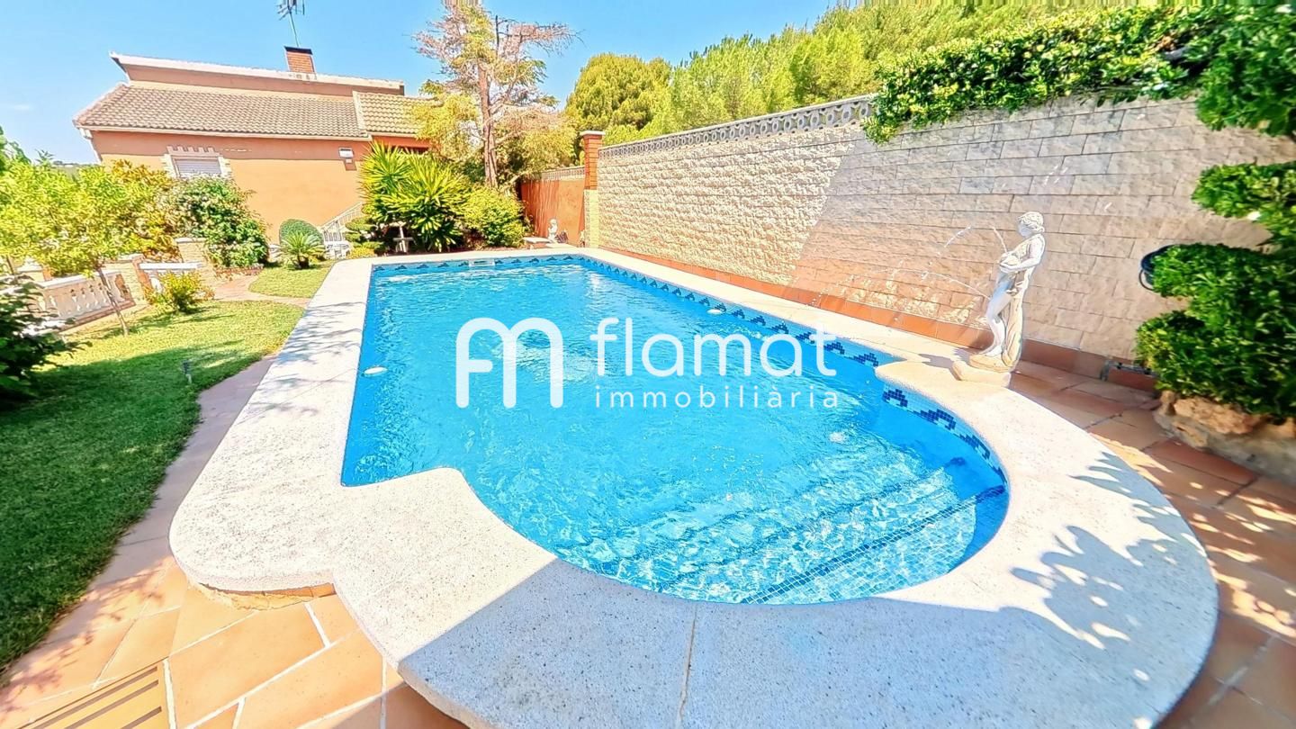 villas en el-catllar · carrer-de-salvador-segui-3-43764 358000€