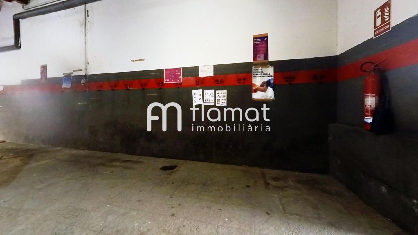 locales-comerciales en tarragona · carrer-de-l'assalt-7-43003 250000€