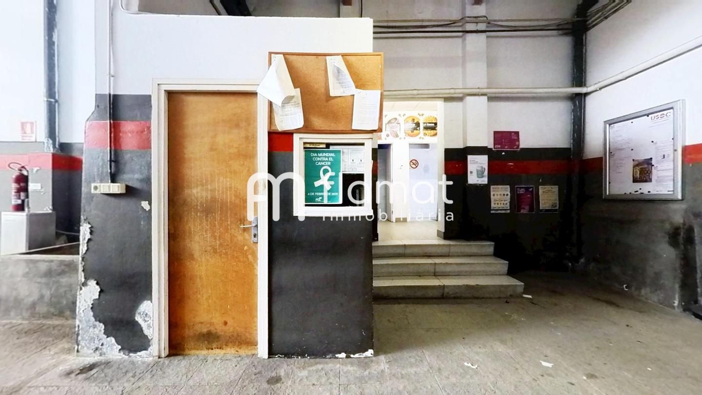 locales-comerciales en tarragona · carrer-de-l'assalt-7-43003 250000€